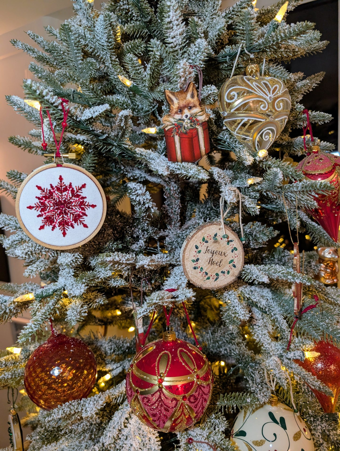 Broderie - flocon perlé Rouge 🇫🇷