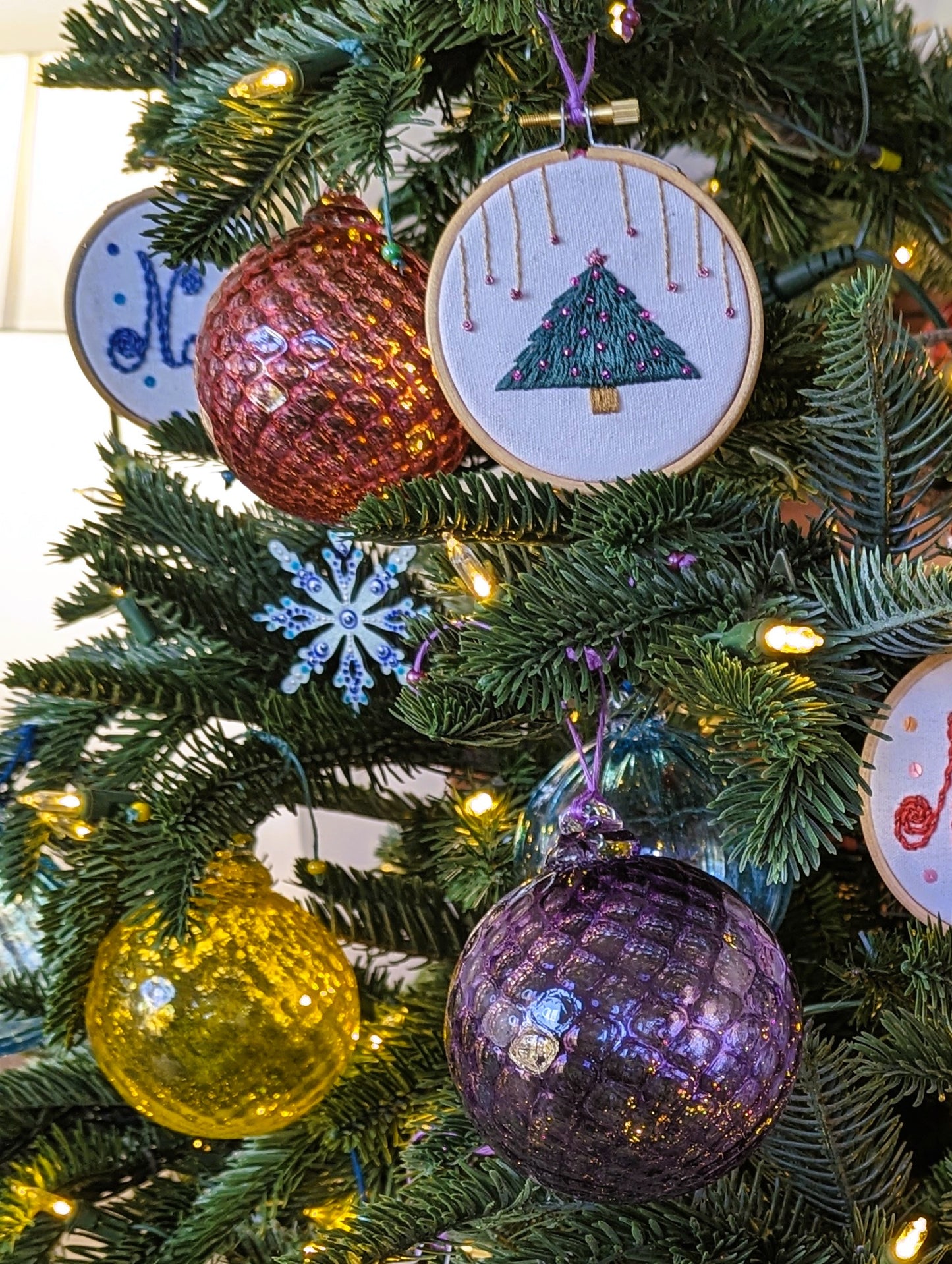 Broderie Sapin - Rose 🇫🇷