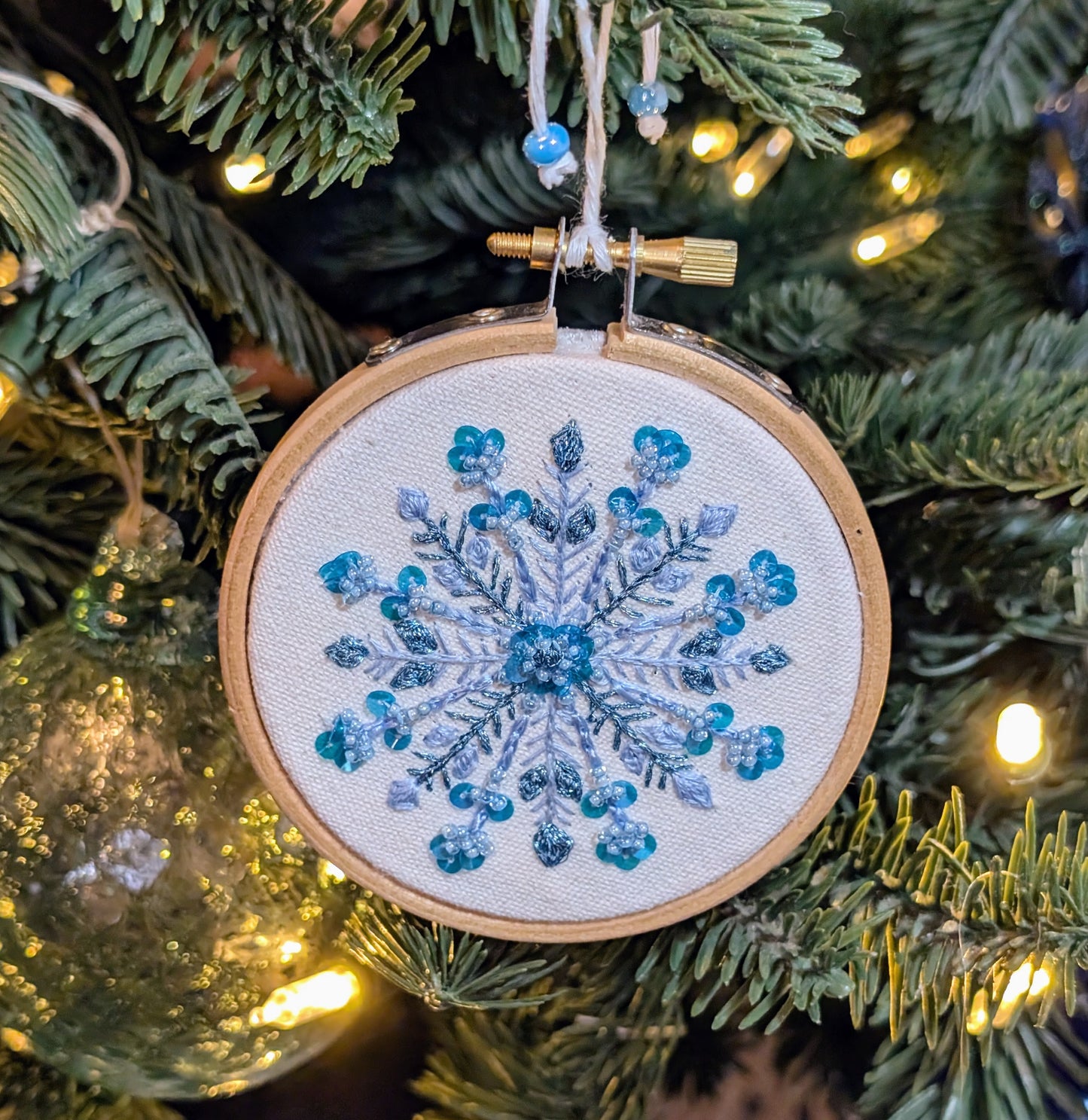 Broderie - flocon floral Bleu 🇫🇷