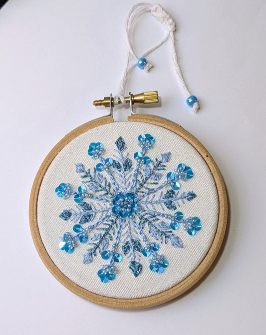 Broderie - flocon floral Bleu 🇫🇷
