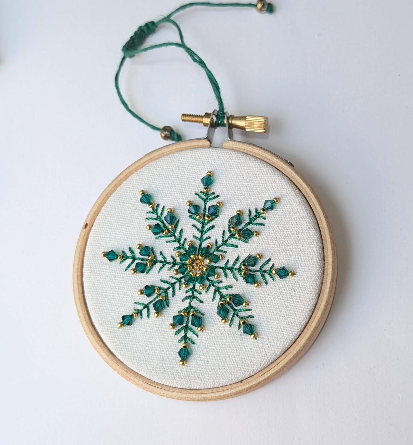 Broderie - flocon perlé Vert et Or 🇫🇷