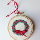 Broderie Couronne - Rouge avec guirlande 🇫🇷