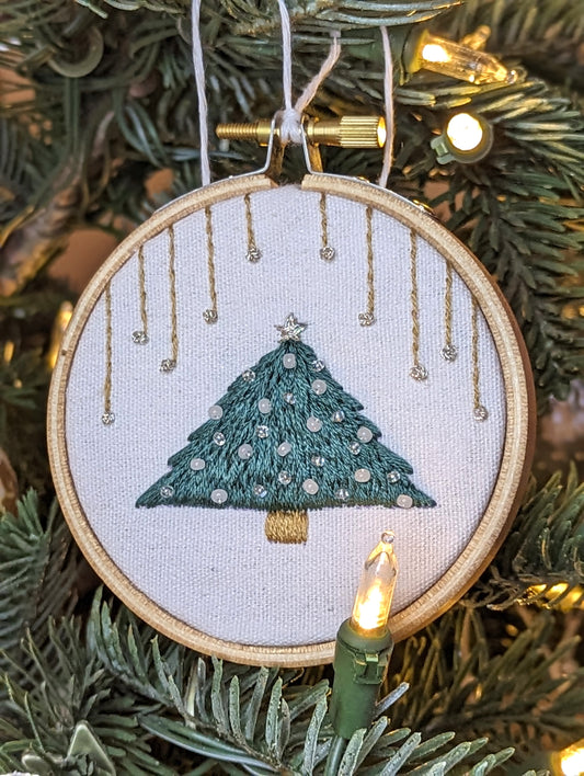 Broderie Sapin - Blanc 🇫🇷