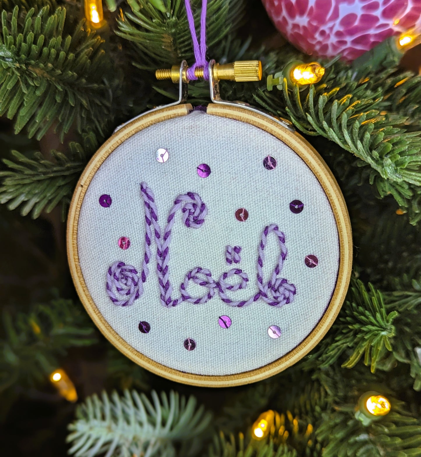 Broderie Noël - Violet 🇫🇷