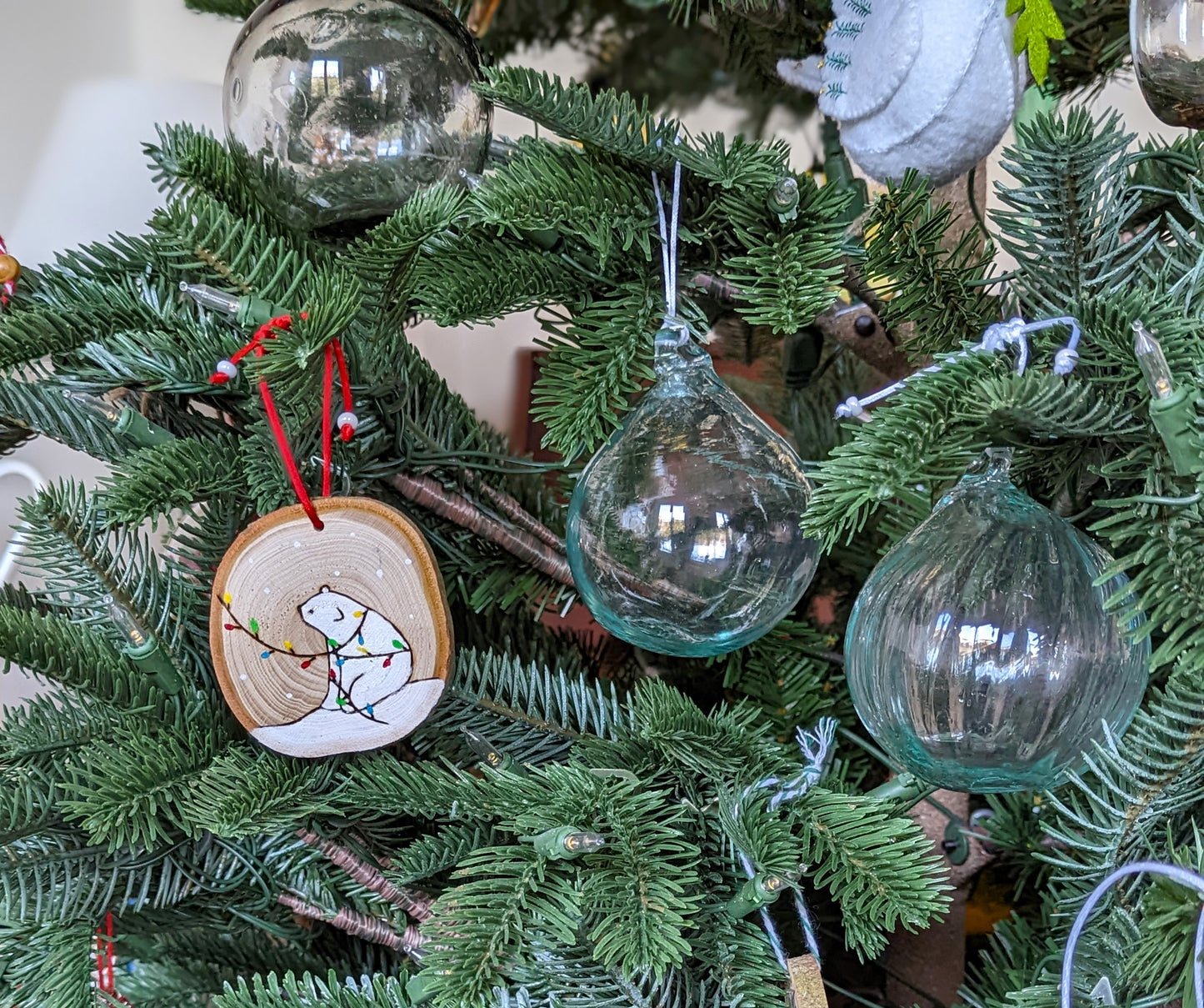 L'ours enguirlandé 🇫🇷